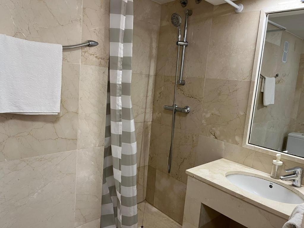 Illescas Apartamento Estepona Eksteriør billede